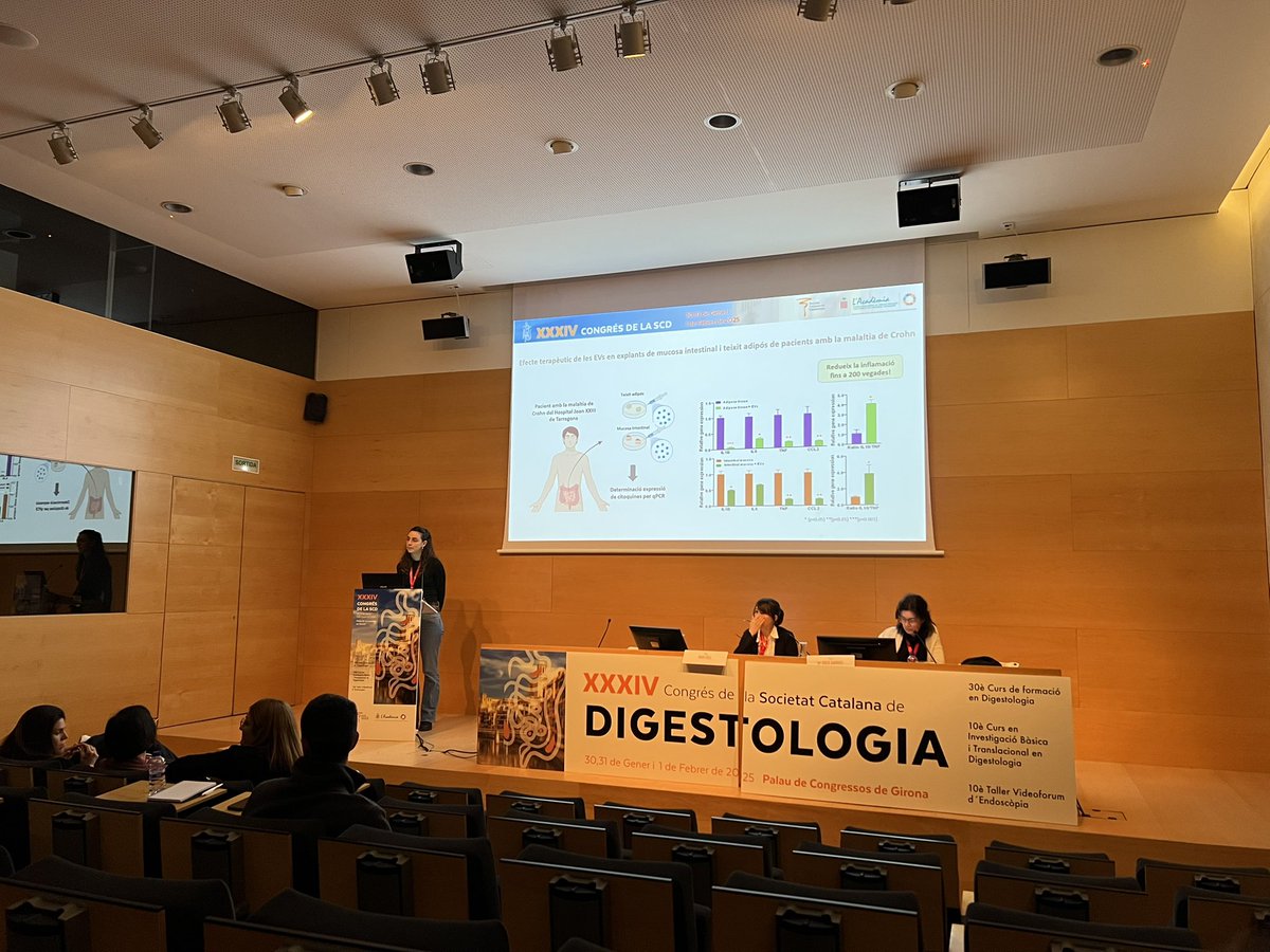 Albert Martin (@albert_martin88) on Twitter photo Vesícules extracel·lulars derivades de cèl·lules mare com a nou agent terapèutic per al tractament de la malaltia de Crohn 🧫🔬🧪🧬 Estudi molt interessant presentat a #SCD2025 <a href="/SCDigestologia/">SCDigestologia</a> <a href="/laura_clua/">Laura Clua Ferré</a> <a href="/cserena79/">Carol Serena</a> <a href="/manye_j/">Josep Manyé</a> <a href="/IBODI_Group/">IBODI Group</a> <a href="/IBDcanruti/">IBDgermanstrias</a> Vesícules extracel·lulars derivades de cèl·lules mare com a nou agent terapèutic per al tractament de la malaltia de Crohn 🧫🔬🧪🧬 Estudi molt interessant presentat a #SCD2025 <a href="/SCDigestologia/">SCDigestologia</a> <a href="/laura_clua/">Laura Clua Ferré</a> <a href="/cserena79/">Carol Serena</a> <a href="/manye_j/">Josep Manyé</a> <a href="/IBODI_Group/">IBODI Group</a> <a href="/IBDcanruti/">IBDgermanstrias</a>