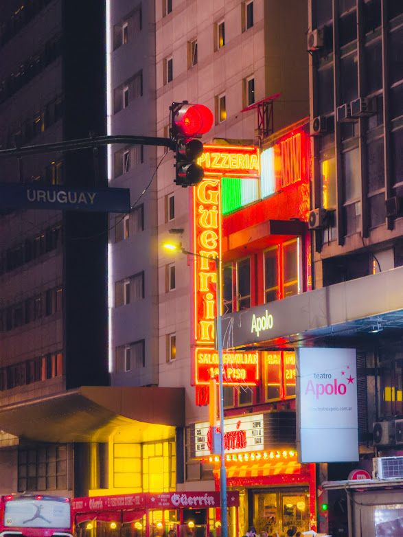 ArgCore's tweet photo. Av. Corrientes https://t.co/ohuaqPV238