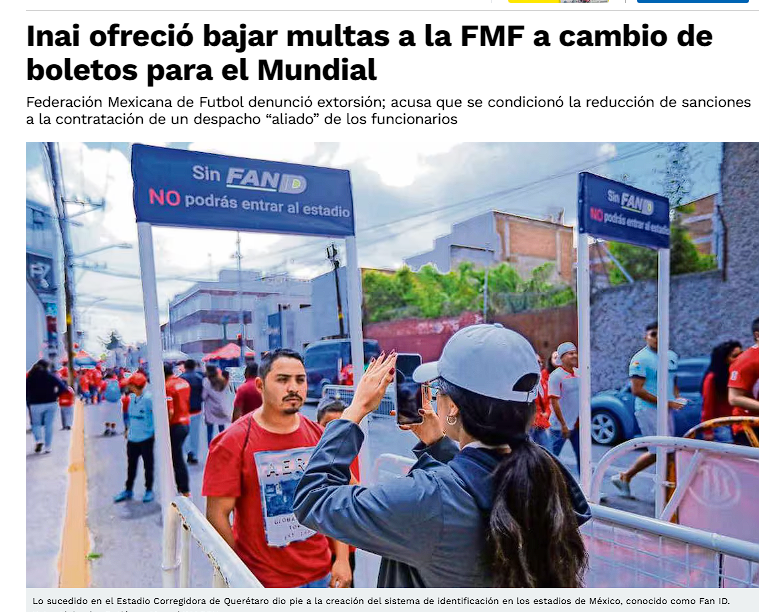 SinLinea_Mx's tweet photo. ¡Para que sigan defendiendo al INAI! 😡😡🤬🤬🤬

Según nota de @El_Universal_Mx, trabajadores del @INAImexico  le decían a la @FMF  ‘te bajo tus multas, a cambio de boletos para el mundial’. 

Eso quiere decir que fue hace poco, digo, nada más para los que los defienden, afirmó la presidenta #ClaudiaSheinbaum (@Claudiashein).

#MañaneraDelPueblo