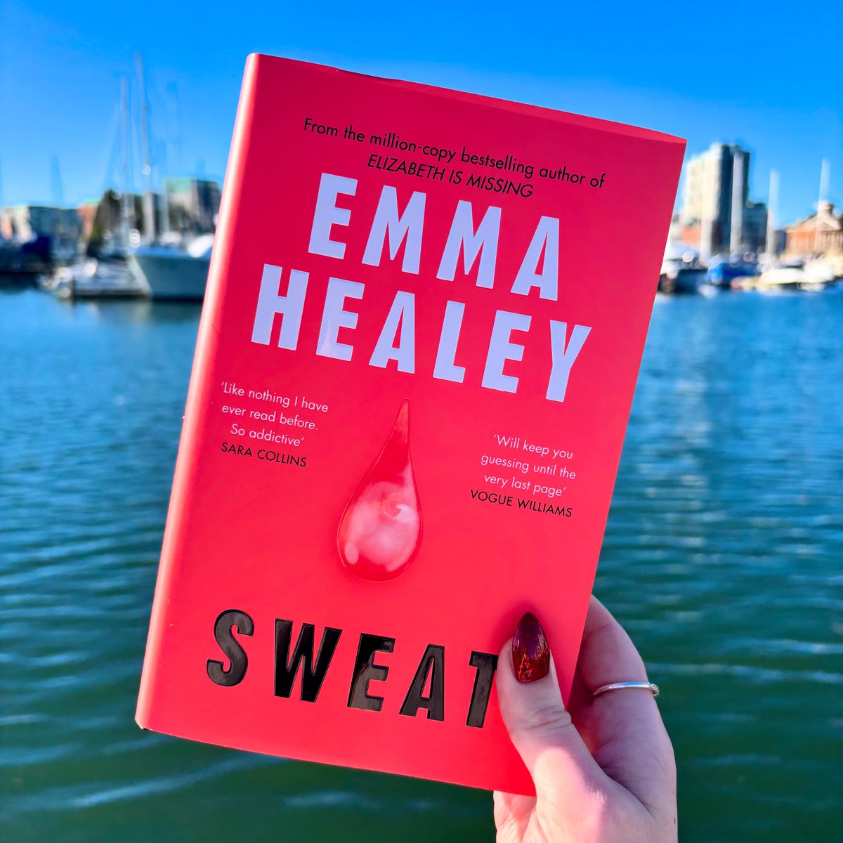 Happy Publication Day to our next guest, Emma Healey! Her latest novel, Sweat is released today and we can’t wait for her to join us in TWO WEEKS time 🥳📕

📅: 13 February 2025
⏰: Doors open at 7pm for a 7:30pm start
📍: Ipswich Institute
🎟️: suffolkbookleague.org/events-1/emma-…