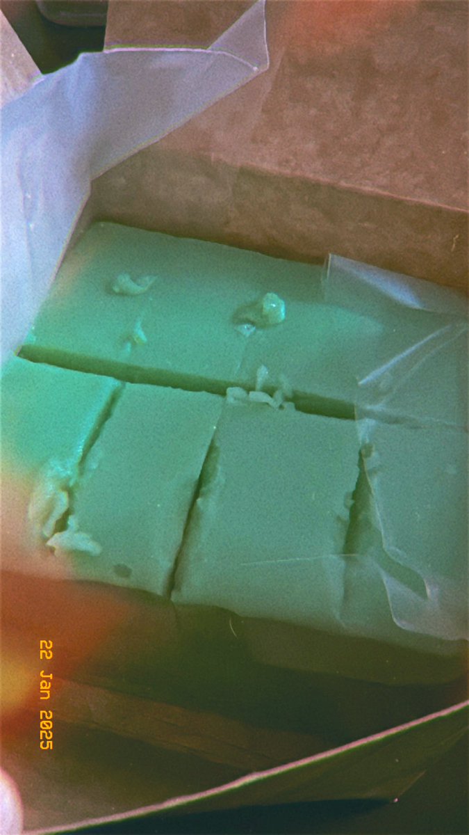 ng_menghui's tweet photo. Long waited pandan layered cake. https://t.co/NjrXel60Wy