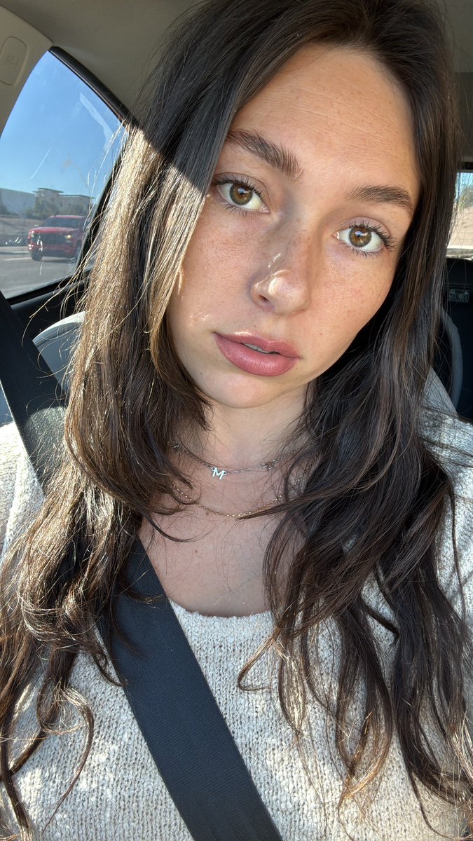 Mariellasantin8's tweet image. 🍑🍆