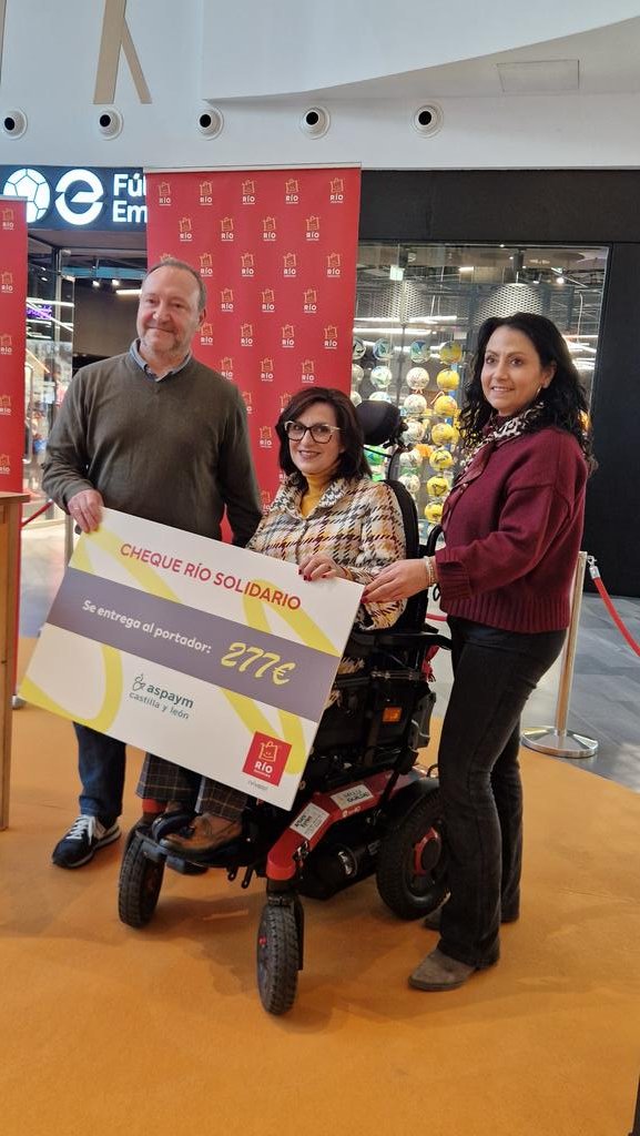 Aspaym_CyL's tweet photo. Un año más @rioshopping hace entrega a las entidades sociales de la recaudación de los puntos solidarios y la ludoteca. ¡Gracias por vuestra solidaridad! @FBAValladolid @fundacionsi @mensajeroscyl @crecyl @ESFundacion @DownValladolid @autismovalladol #RedMadre https://t.co/3iqo2uHHzo