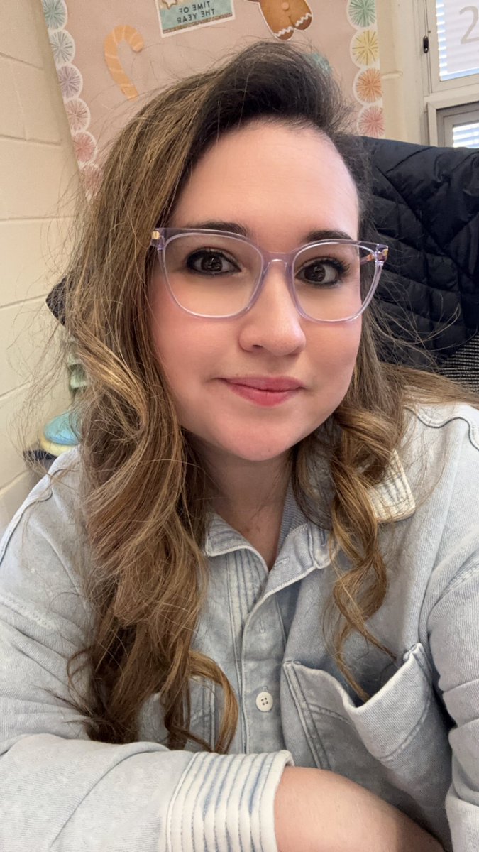 Mrs. H 🍎 tweet media