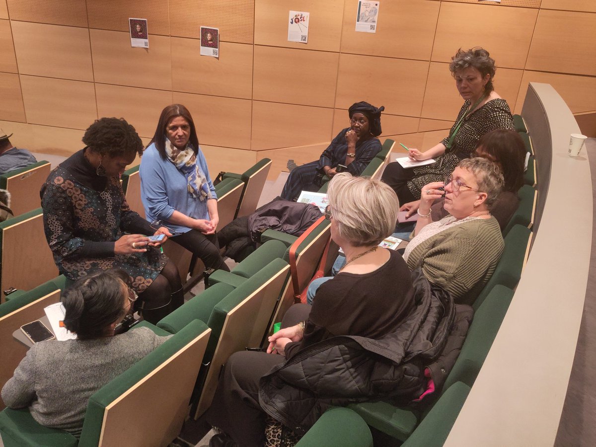 CscFemmes's tweet image. ActionS vers le #8mars
🎶Chants,slogans,pancartes🪧 &amp;amp; 🎬actions en entreprise!
💚Vous ne voyez pas vos collègues au quotidien?
💚Vous voulez organiser1action dans tous les services de votre entreprise?
💚Vous voulez organiser1stand pour le #8mars?
🔜on cogite,imagine,concrétise✊🏽