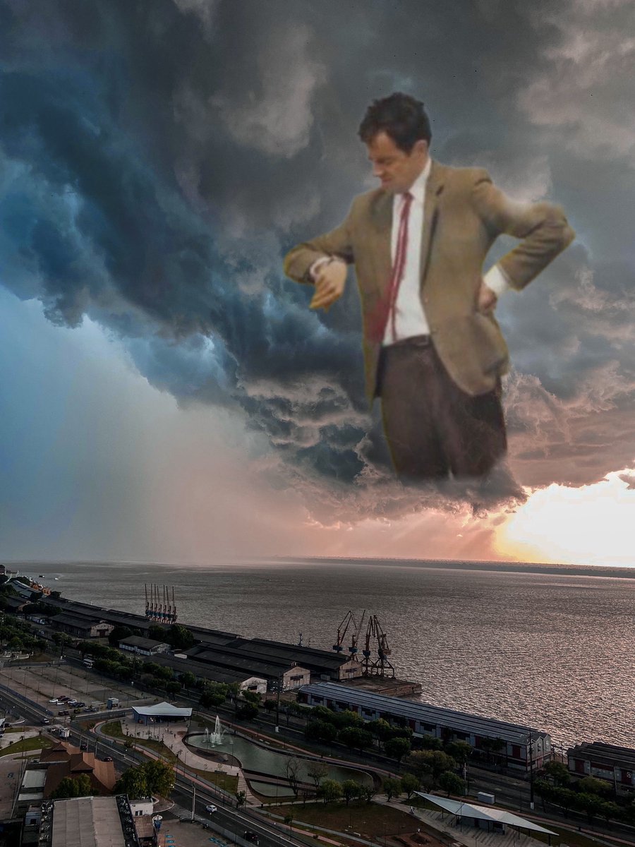 hebergueiros's tweet photo. A chuva em Belém, esperando a hora de tu saíres https://t.co/SlIL276BIN