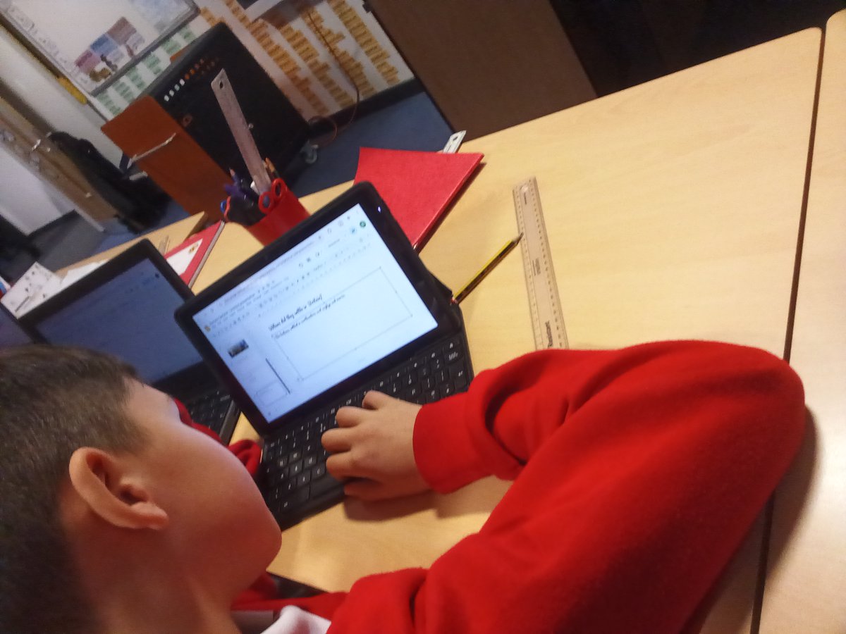 GCP_Y5and6's tweet image. Y5 are busy researching and creating a Google slideshow about the Jutes, Saxons and Angles. #GCPHistory #GCPComputing @PrimaryGreat