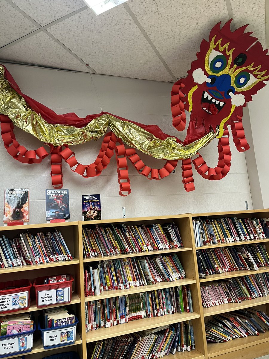 A magnificent dragon has taken over the library! What a stunning masterpiece created by Ms. Ruddell’s grade 1 class to ring in the Lunar New Year 🧧 🐍 <a href="/tdsbChineseHM/">TDSB Chinese Heritage Month</a> <a href="/tdsb/">Toronto District School Board</a> <a href="/TDSB_Grenoble/">Grenoble Public School</a>