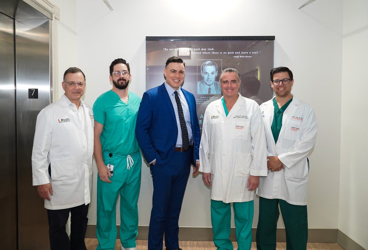 AllanLeviMD's tweet image. Inspiring talk by Dr Jordan Amadio - Director of Neurosurgey at Neuralink - so happy to have hosted his visit and look forward to the 🙌/ Neuralink collaboration