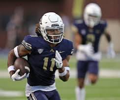 Carson Lovett (@carsonleelovett) on Twitter photo Blessed to receive an offer from the University of Akron!! #zips <a href="/ZipsBacks/">Go Zips</a> <a href="/CoachDaws_/">Daws 🥇</a> <a href="/ZipsFB/">Akron Football</a> <a href="/Detroit_CTFB/">Cass Tech Football 2024 Division 1 State Champions</a> Blessed to receive an offer from the University of Akron!! #zips <a href="/ZipsBacks/">Go Zips</a> <a href="/CoachDaws_/">Daws 🥇</a> <a href="/ZipsFB/">Akron Football</a> <a href="/Detroit_CTFB/">Cass Tech Football 2024 Division 1 State Champions</a>