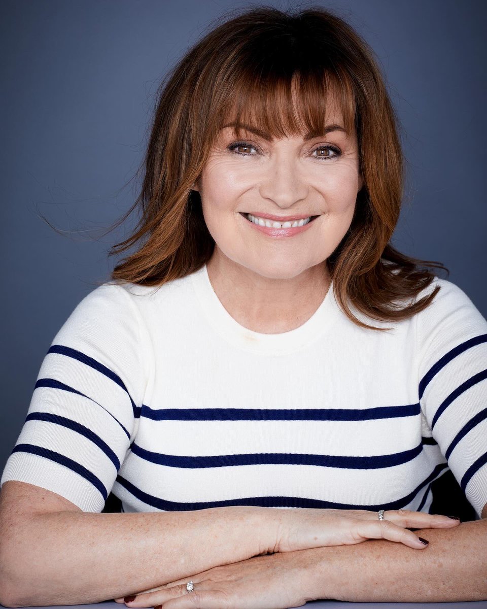 FarnhamLitFest's tweet image. 📣 HUGE ANNOUNCEMENT 📣 We’re absolutely delighted to announce two huge final headline authors for this year’s Farnham Literary Festival, David Walliams and Lorraine Kelly!
🎟️ Ticket information to follow!
David Walliams © Charlie Clift
Lorraine Kelly © Nicky Johnston