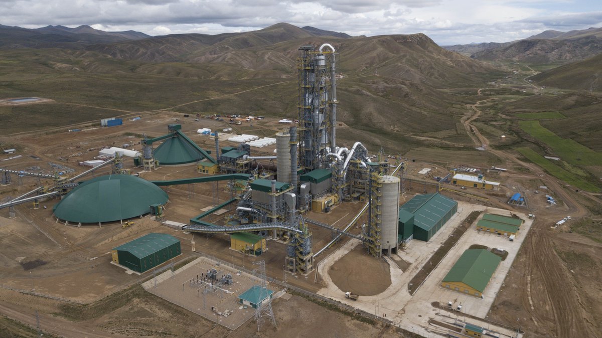 abi_bolivia's tweet image. #Economía | 🏭 Cementera de #Ecebol en Oruro estuvo parada por mantenimiento y está abierta a fiscalización.
@EcebolBolivia 
#NoticiasBolivia
#NoticiasABI

➡ acortar.link/8csEnw