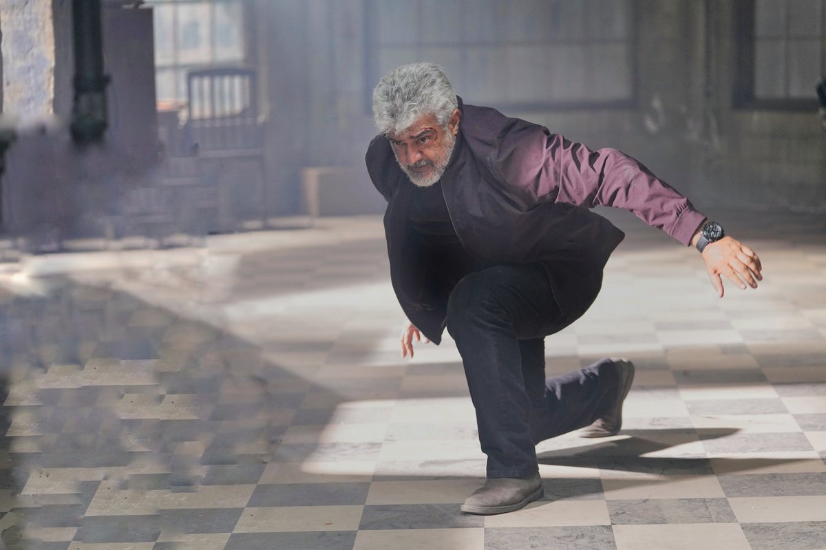 DoneChannel1's tweet photo. When the world says give up, #AjithKumar says I will rise again 🔥

#Ajithkumar #VidaaMuyarchi
#VidaaMuyarchiFestival #Donechannel1 https://t.co/Npu47Cp83O