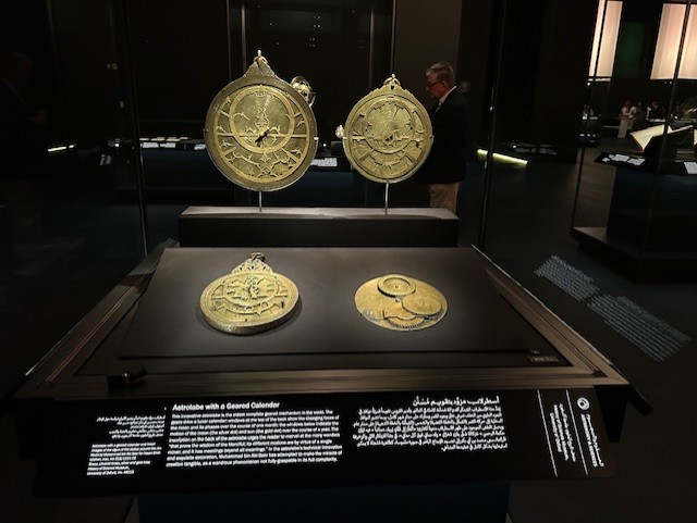 HSMOxford's tweet photo. Last week our director Silke Ackermann attended the opening ceremony of the Islamic Arts Biennale- and what an incredible experience it was! 🎉 

Here are some highlights 📷

#IslamicArtsBiennale https://t.co/1mJ7VjfdAz
