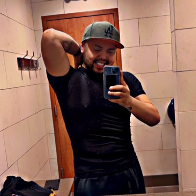 adanmartinez89's tweet photo. #NewProfilePic https://t.co/Gloc3VppB5