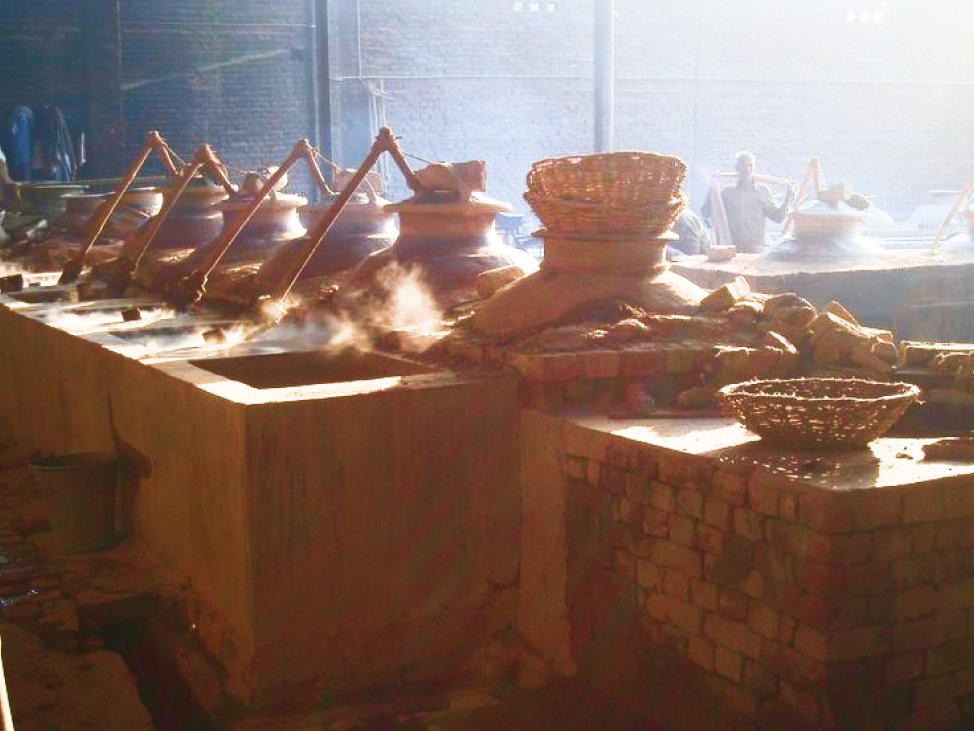 DomJeswal's tweet photo. The rarest perfume isn't French.

It's not British or Spanish.

It's something far older.

Here's how a 500-year tradition bottled nature itself🧵: https://t.co/0rtAooRXGX