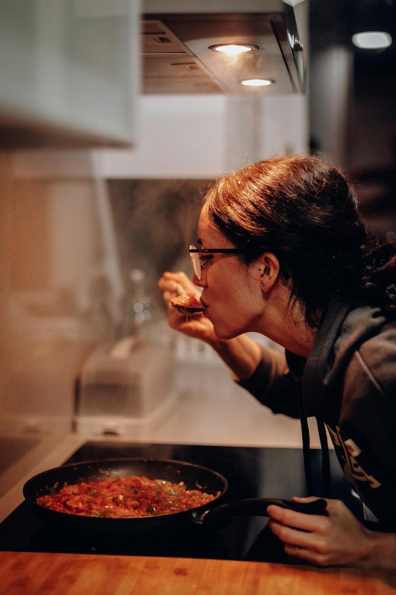 SimpleCooking01's tweet image. Cooking made easy, meals made amazing. 🥘❤️
Simplecookingkitchen.com
#HomeCookingTools #KitchenwareAddict #CulinaryEssentials #CookingUtensilSet #KitchenStyle #UtensilsAndMore #MealPrepTools #KitchenInspiration