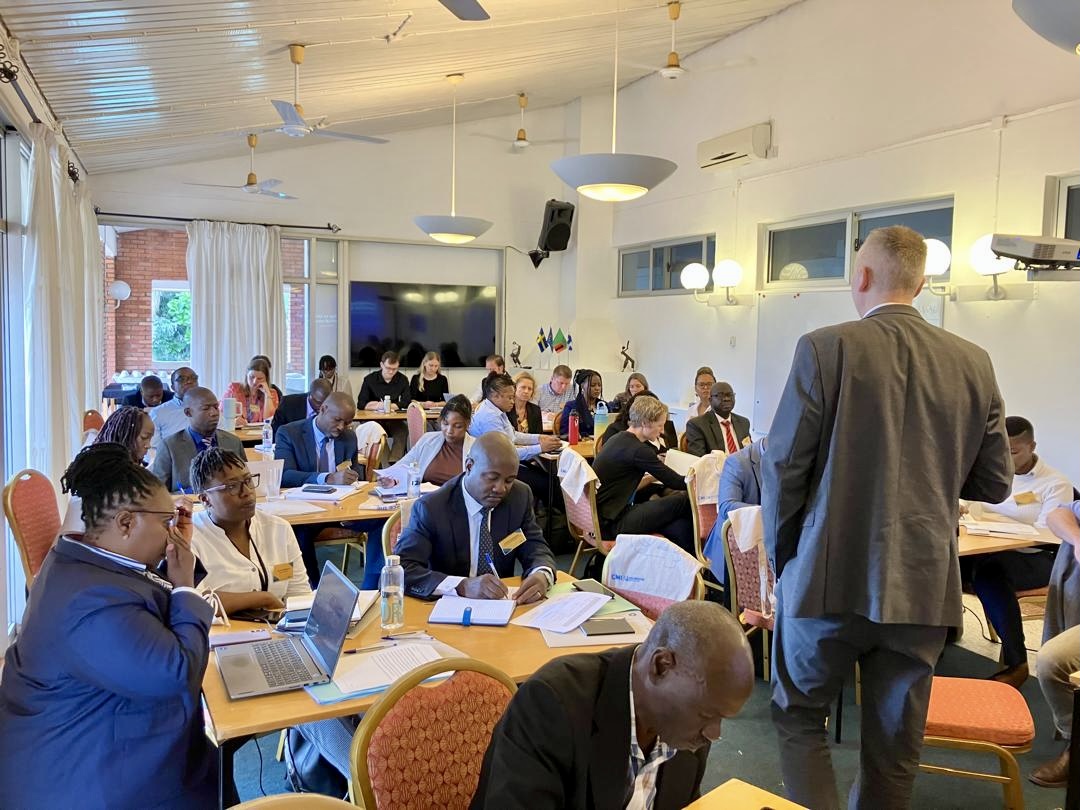 Leveraging Knowledge to Tackle Illicit Financial Flows in Critical Minerals 🌍

This week, 🇸🇪 and 🇫🇮  hosted the anti-corruption organization U4 for a workshop focused on addressing illicit financial flows (IFFs) in the mining industry by identifying problem areas and risks.