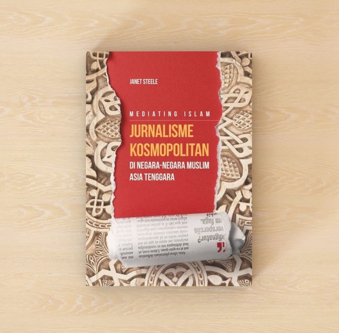 kedaiboekoe's tweet photo. Buku ini merangkum sebuah penelitian yang dilakukan oleh @janet_steele selama hampir 20 tahun terakhir, mengenai praktik pelaporan profesional para jurnalis Muslim di lima kantor berita terkemuka di Indonesia dan Malaysia.

🛒 https://t.co/15sTtjAEyW https://t.co/SfGyI3jkLk