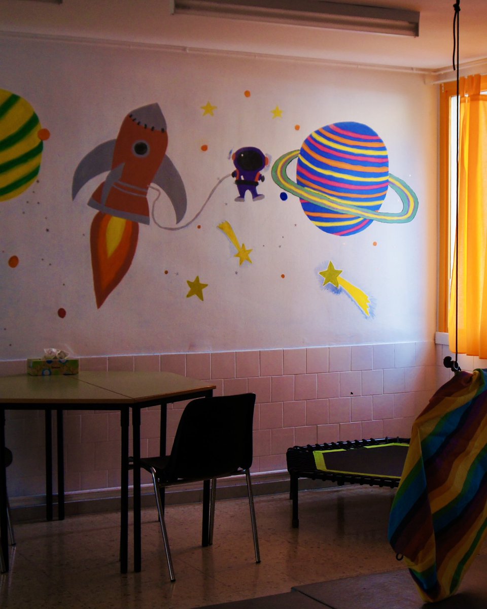 crteacc's tweet photo. La sala de psicomotricitat i d'integració sensorial ens permet treballar des d'una vessant més motriu, tenint molt més present el cos i el moviment, ja que es esencial per poder fer un treball global amb els nens amb TEA🤸🏼‍♀️🤹🏼

Està a disposició dels socis per fer teràpies! https://t.co/lu8PV2dJDw
