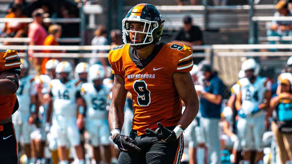 fakolee_musa's tweet image. #ATGT After a great conversation with @CoachDArnold15 I am blessed to receive an offer from Waynesburg University in PA @Waynesburg_FTBL @PaetowFootball @CoachEdwardsIam @JavarrisWill30 @coachdhicks @Coach_ArevaloOL @charlie_ayro @CoachLDS
