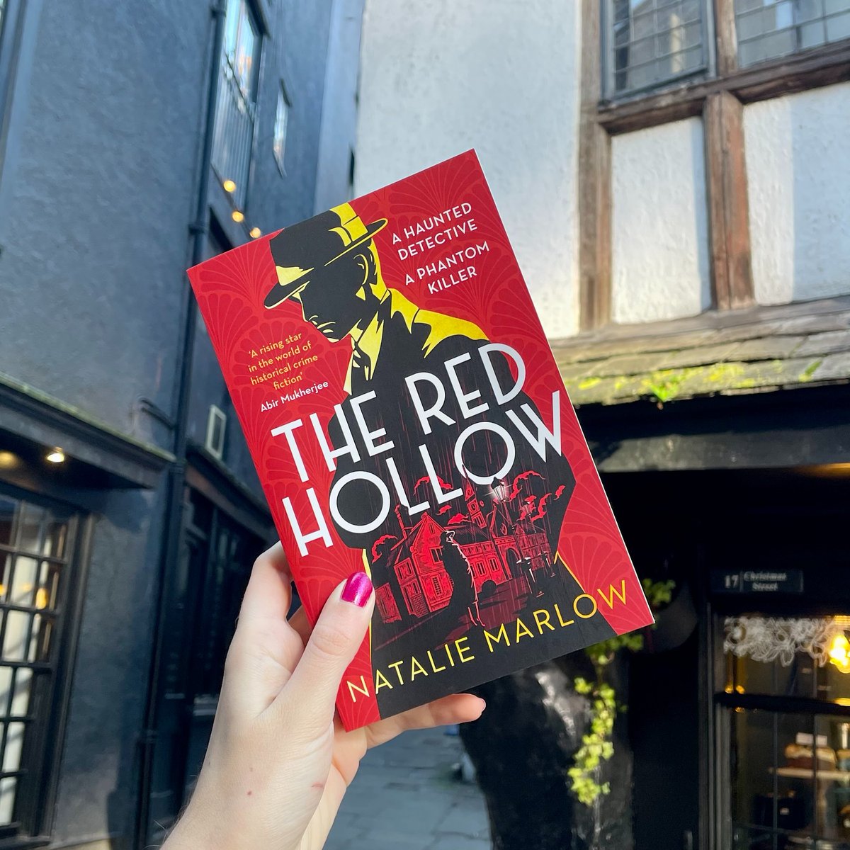 BaskervilleJMP's tweet photo. Happy paperback publication day to THE RED HOLLOW! ❤️✨

William Garrett is back to solve another crime. Enter a world of madness, the occult and grisly murder in @NatalieMarlow2's stunning follow-up to Needless Alley.

Available here: https://t.co/XQ9ca77nfM https://t.co/SqRnvE2xIS