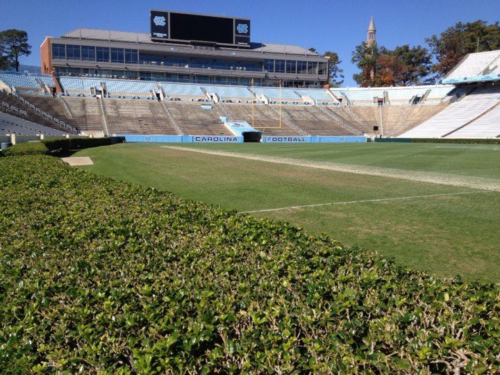 Excited to bring natural grass back to Kenan in time for our Monday Night opener vs TCU.

Football should be played on grass!

What do you think about bringing back the sideline hedges as well?

#ImATarHeel 
#GDTPTBBB