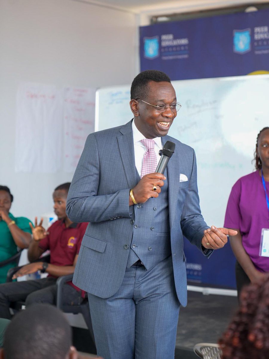 Shantal Katana (@katbutveryloud) on Twitter photo Yesterday at the #PEA25 we had an exciting session with <a href="/Kyagulanyi_S/">Sylver Kyagulanyi</a>
He talked about the importance of taking care of basic senses like sight in terms of how you look.
“It’s not okay to judge a book by it’s cover but in most cases people may not have time to read your book” Yesterday at the #PEA25 we had an exciting session with <a href="/Kyagulanyi_S/">Sylver Kyagulanyi</a>
He talked about the importance of taking care of basic senses like sight in terms of how you look.
“It’s not okay to judge a book by it’s cover but in most cases people may not have time to read your book”