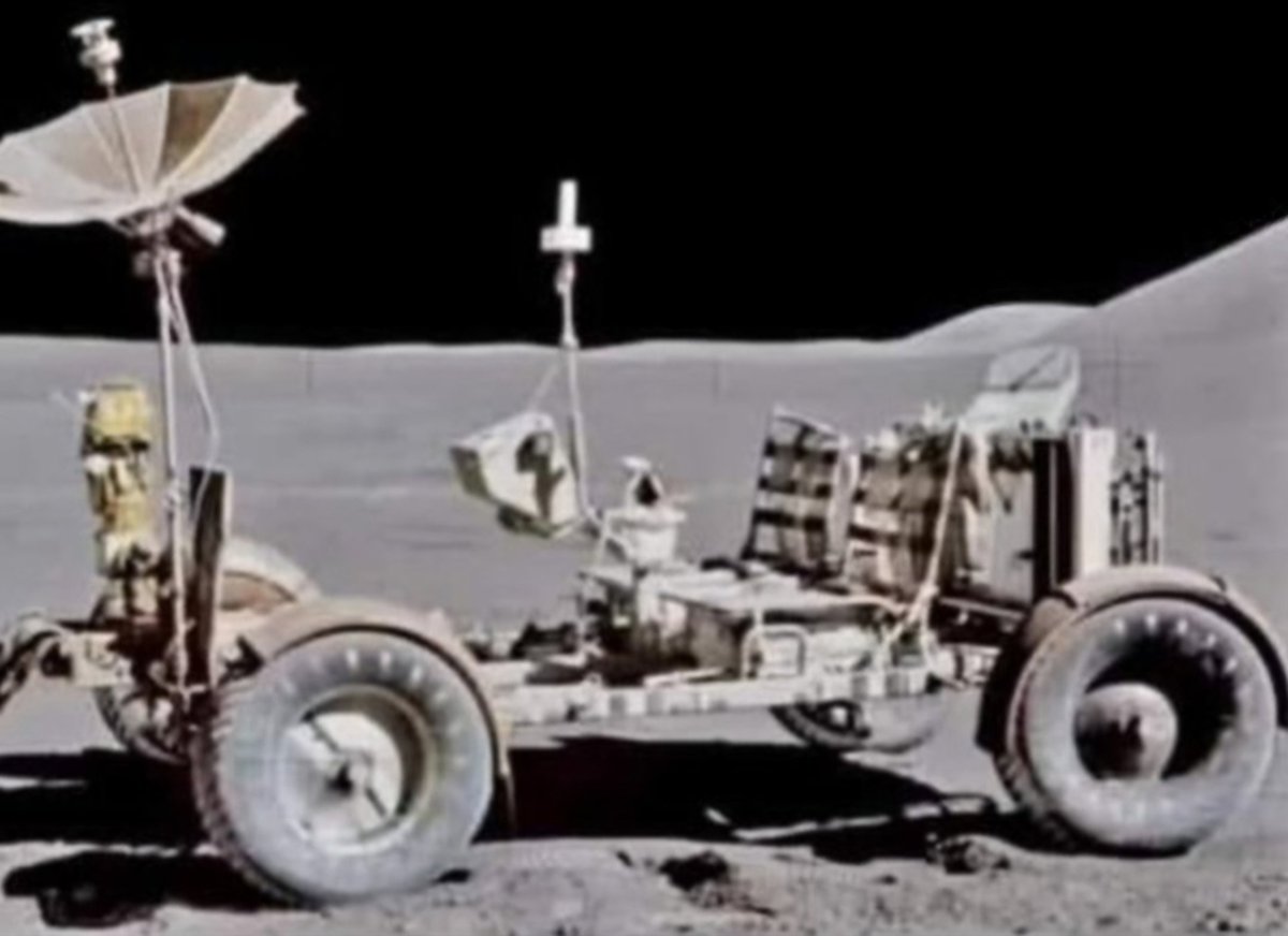 TrevorL415's tweet image. There is no video evidence that they folded and fit this into a Lunar Module at any point in history. Not even a little bit...Not even at all.
#Rover #Lunar #Module #MoonHoax #NASALIES