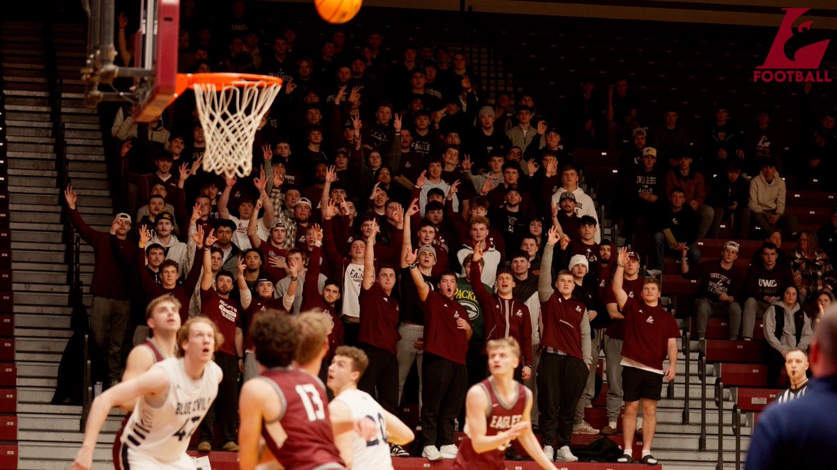 UW-La Crosse Football (@uwleaglefb) on Twitter photo Exciting night last night cheering on our friends <a href="/UWLEagleMBB/">UW-La Crosse Menโs Basketball</a> ๐ฆ
๐ Continuing to build the culture!
#TheExperience #d3fb Exciting night last night cheering on our friends <a href="/UWLEagleMBB/">UW-La Crosse Menโs Basketball</a> ๐ฆ
๐ Continuing to build the culture!
#TheExperience #d3fb