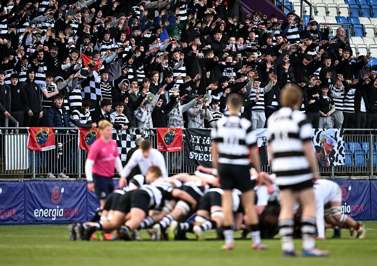LeinsterBranch's tweet photo. Half time: @CCRoscrea are in control at Energia Park as they lead @PresBraySports 33-3 at the break. 

📺 Watch the second half on Leinster Rugby Plus: https://t.co/U3NfuSw6zx

#NeverLessThanEverything https://t.co/wu0X6Xe2Sc