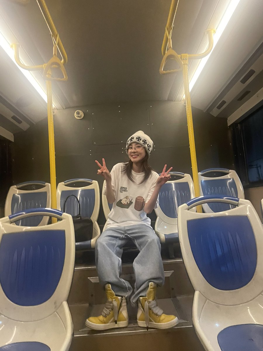 Outfit change!!! Good thing I got extra tshirt on my hand carry bag and I personally made this Malaysia tshirt when I came here last time! So cute right!! 😁💘🇲🇾