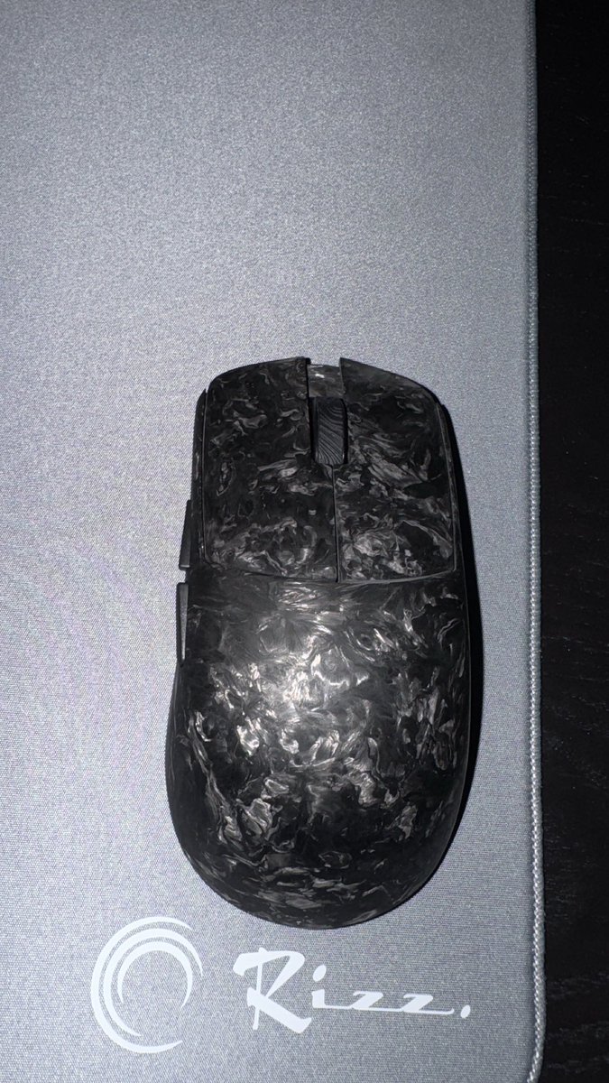 <a href="/EraGaming__/">Era Gaming</a> 
WLMOUSE YING 🩶🖤