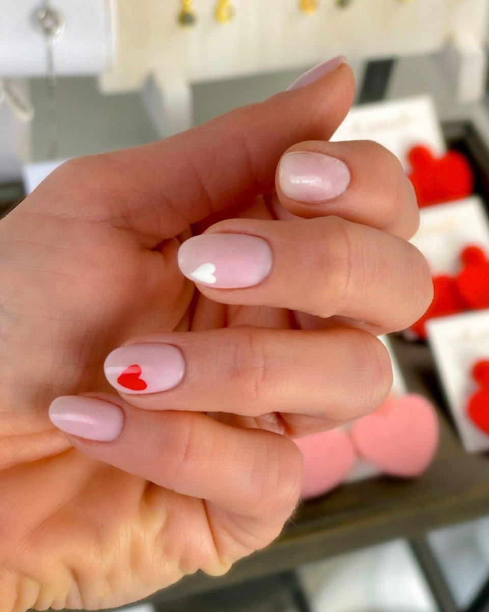 LakesideVLG's tweet photo. Get Valentine’s Day ready at Paint Nail Bar! 💅💕 Whether you’re planning a romantic date or a fun Galentine’s outing, nothing says “love” like perfectly polished nails. Choose from chic reds, soft pinks, or festive designs to complete your look. Treat yourself—you deserve it! https://t.co/Td4dSECfuy