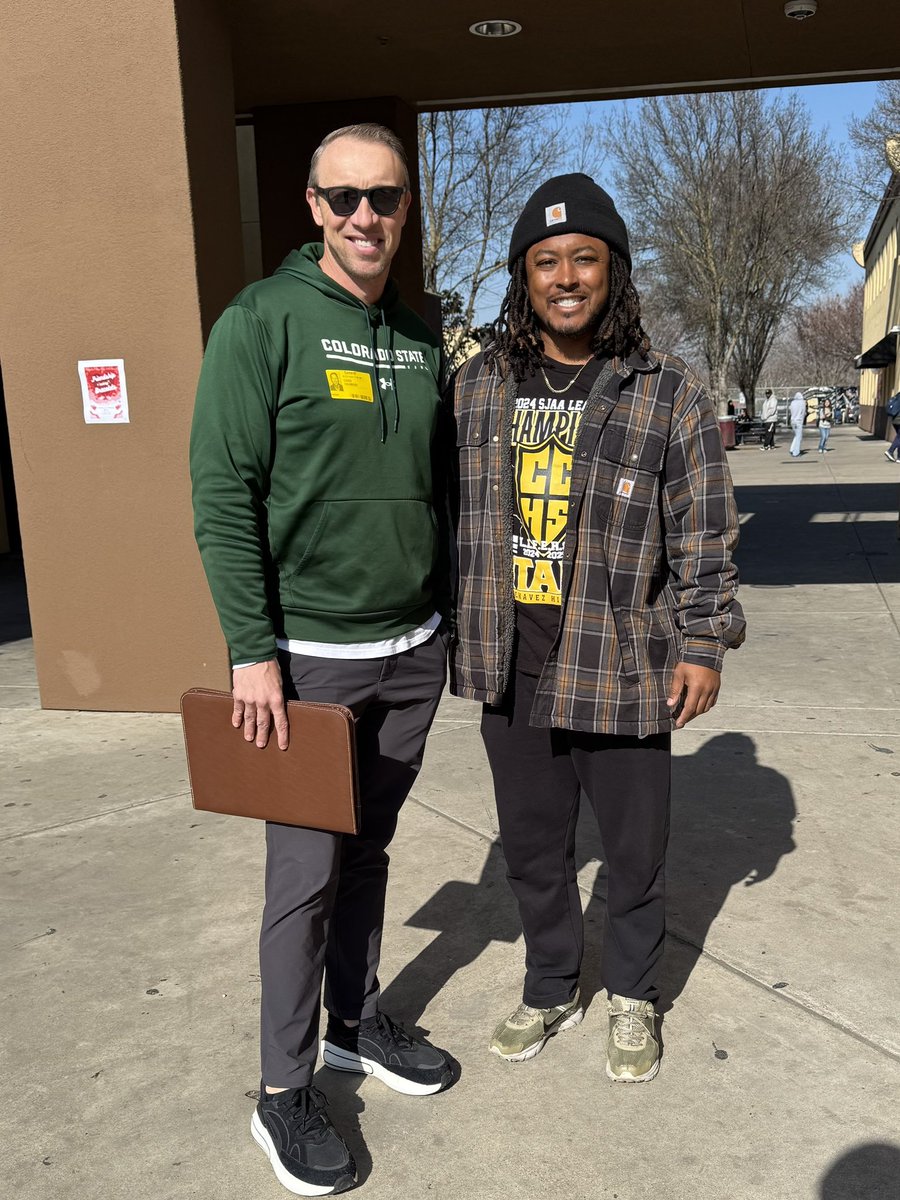 CoachDGraves7's tweet photo. Thank you @CSUFootball @CoachHolbrook_ for stopping by yesterday! #Stockton #Chavezhigh #Lifers🤙🏾⚡️ https://t.co/DcyUnFaLMH