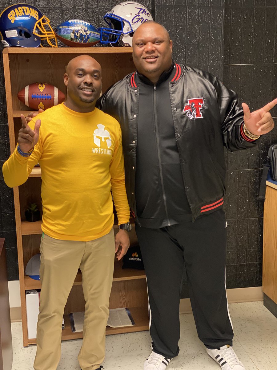 CoachCobbin's tweet image. 🚨 Special shout out to @CoachZFitch and @TexasTechFB for stopping by Samuell HS and checking out some Spartans!!!! Don’t miss out on these players!!!! #RealOne #SpartanStrong #TheGrove