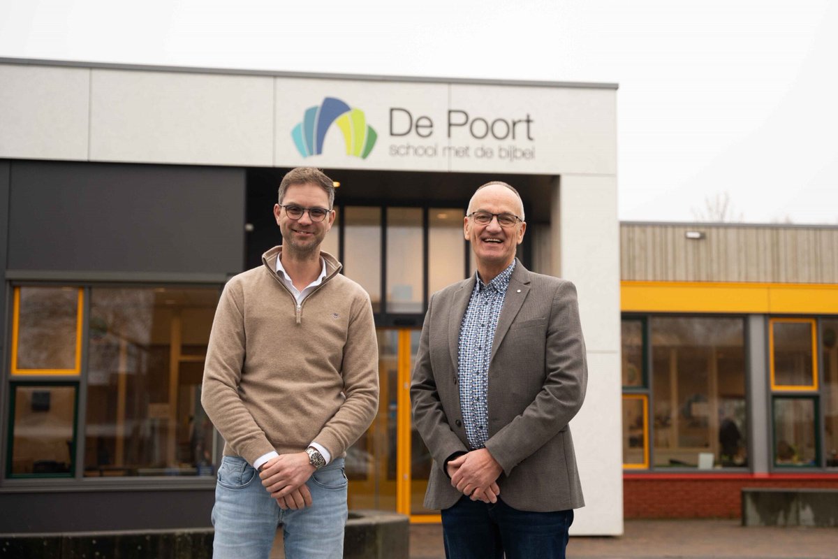 Het versterken van basisschool De Poort – School met de Bijbel in Ten Boer, onderdeel van #NoorderBasis, bood een unieke kans. De versterking groeide uit tot een project waarin veiligheid, duurzaamheid en modern onderwijs centraal stonden. bit.ly/4gneeVZ #depoorttenboer