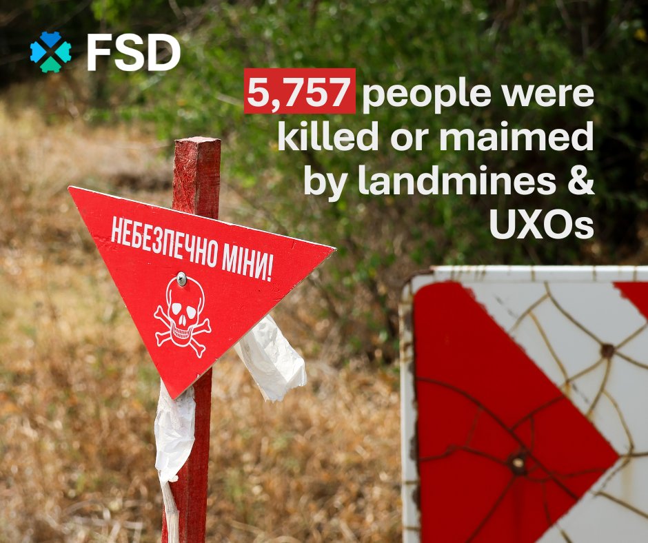 FSD (Fondation suisse de déminage) (@fsd__ch) on Twitter photo Every day, according to the <a href="/MineMonitor/">The Monitor</a>, an average of 15 people were killed or injured by #mines and explosive remnants of war in 2023.
Our teams are committed to #clearing the land of these deadly remnants and raising awareness about these dangers to prevent such #tragedies. Every day, according to the <a href="/MineMonitor/">The Monitor</a>, an average of 15 people were killed or injured by #mines and explosive remnants of war in 2023.
Our teams are committed to #clearing the land of these deadly remnants and raising awareness about these dangers to prevent such #tragedies.
