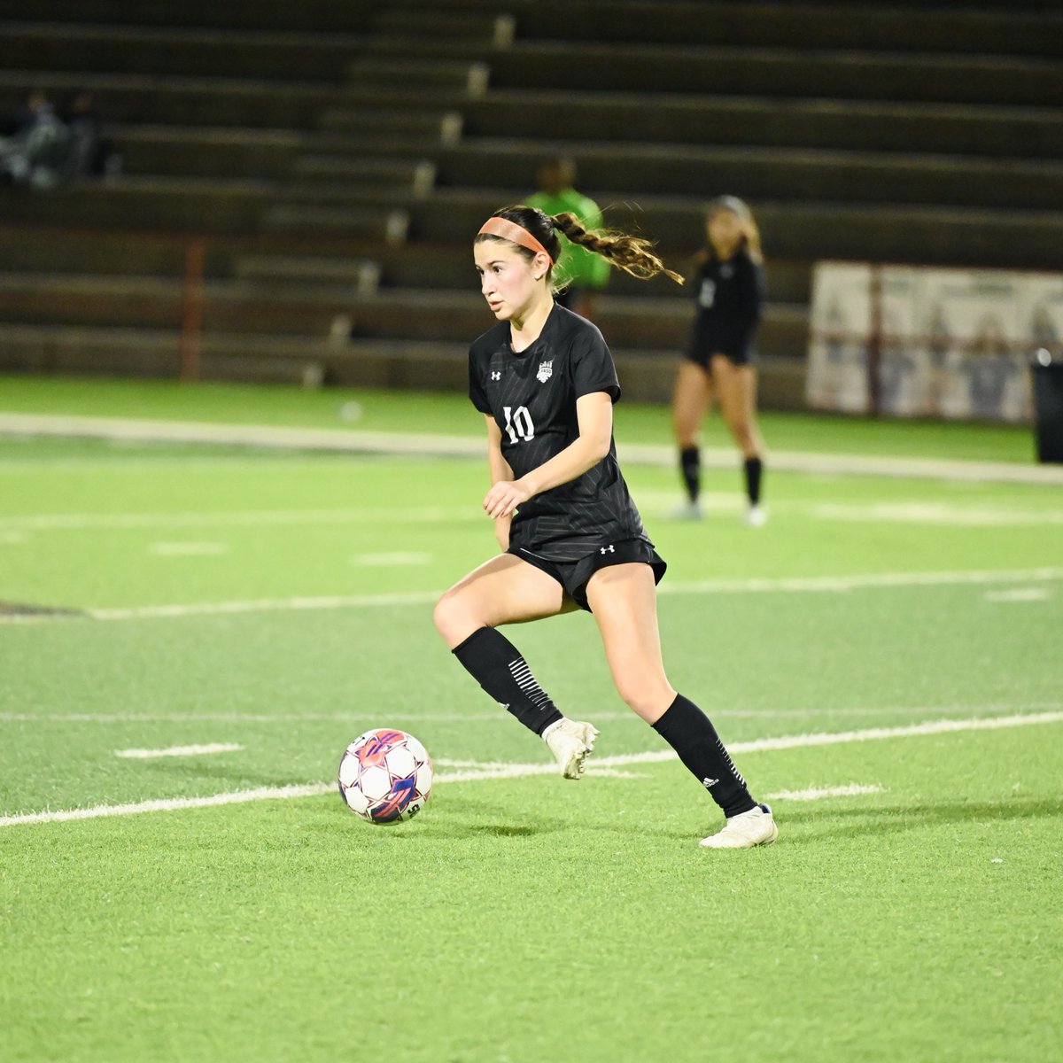 EPHS Girls Soccer (@ephs_gsoccer) on Twitter photo 💯 What a match! Three brilliant goals up front, while our defense secures a fourth straight clean sheet. 🔥
El Paso 3
Chapin 0
⚽️⚽️ <a href="/tessa_grace11/">Tessa ONeill</a>
⚽️ 🅰️ <a href="/kyliealvarez07/">Kylie Alvarez 🇺🇸 🇲🇽</a>
🅰️🅰️ Viko Cordero 💯 What a match! Three brilliant goals up front, while our defense secures a fourth straight clean sheet. 🔥
El Paso 3
Chapin 0
⚽️⚽️ <a href="/tessa_grace11/">Tessa ONeill</a>
⚽️ 🅰️ <a href="/kyliealvarez07/">Kylie Alvarez 🇺🇸 🇲🇽</a>
🅰️🅰️ Viko Cordero