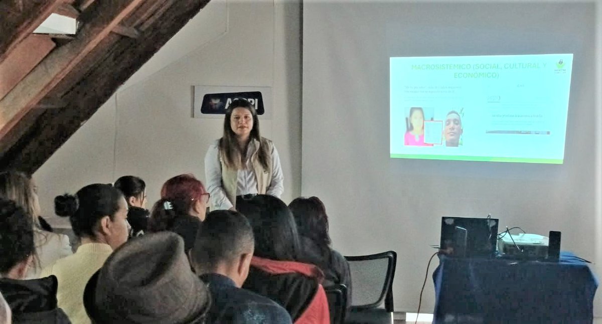 En el marco de las acciones estratégicas para prevenir todo tipo de violencias, <a href="/ICBFColombia/">Bienestar Familiar | ICBF</a> y <a href="/SeguridadBOG/">Secretaría de Seguridad BOG</a> capacitan a profesionales de INHOTECOL (Hoteles y Moteles) en la prevención de la Explotación Sexual Comercial de Niñas, Niños y Adolescentes. (ESCNNA) #Bogotá