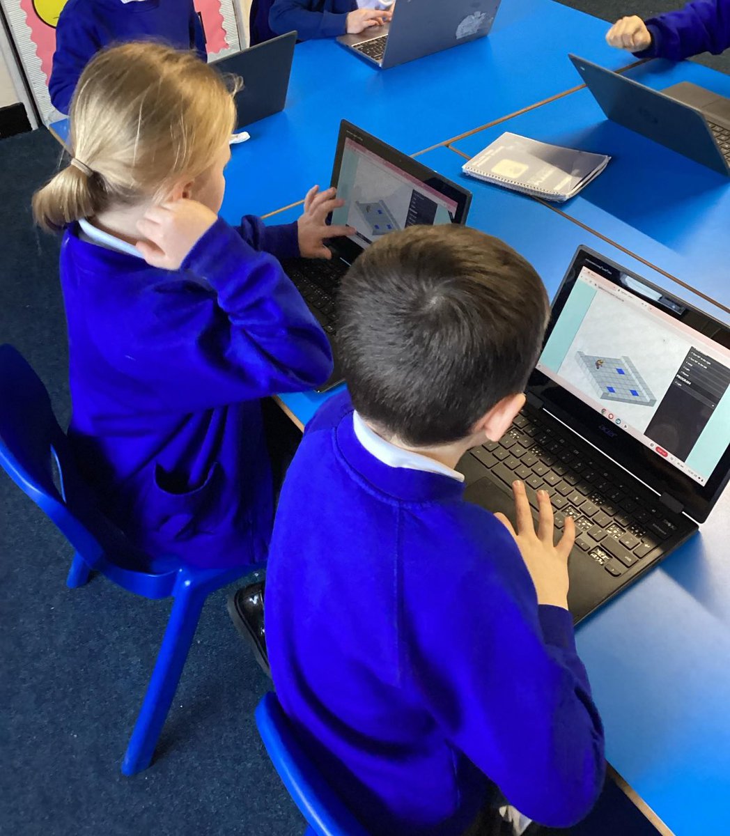primary_tree's tweet image. Computer science 👾
Today year 3 have enjoyed debugging code during their computing lesson.