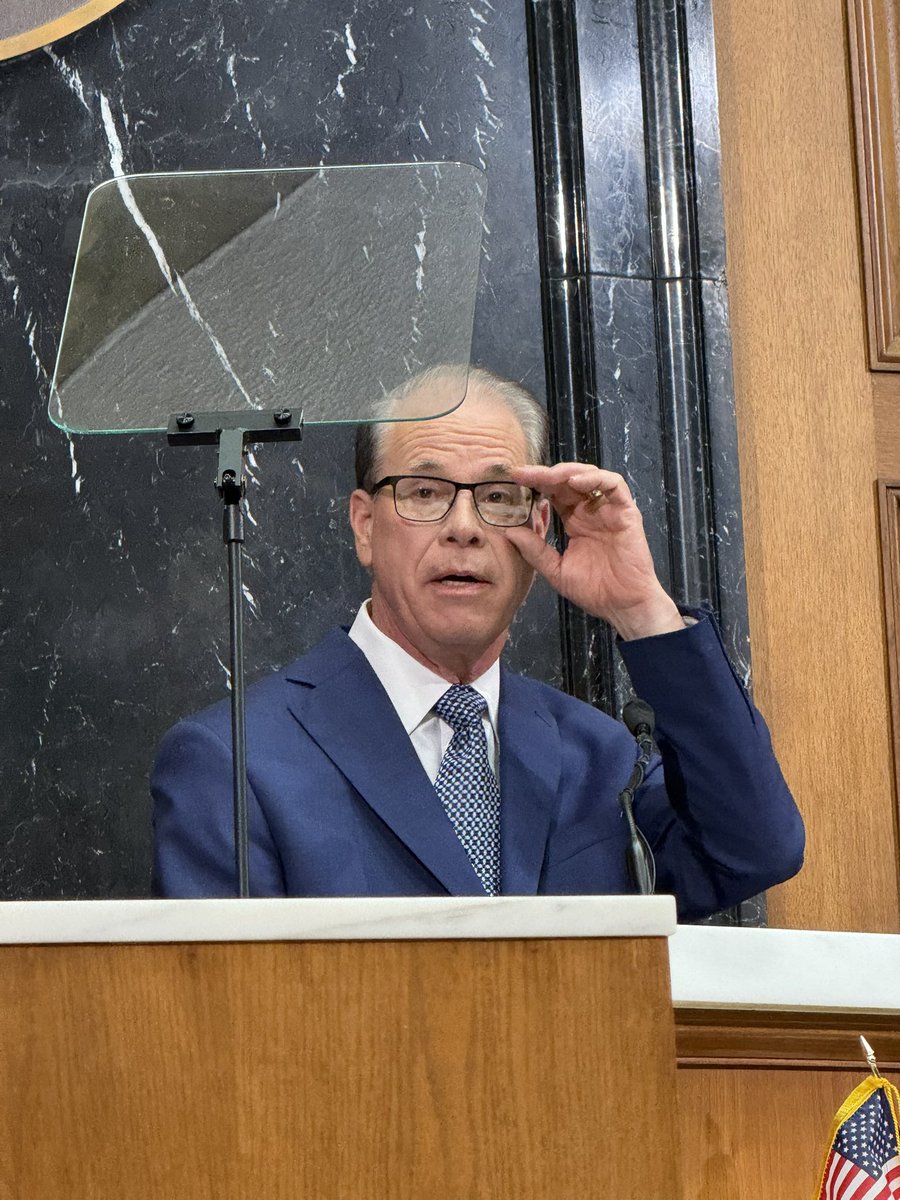 “Everything I do on this issue will always be based on one simple idea: Parents are in charge of their own kids’ education.” - Indiana State of the State Address, 1/29/25 
I could not agree more with <a href="/GovBraun/">Governor Mike Braun</a> !

iga.in.gov/legislative/20…