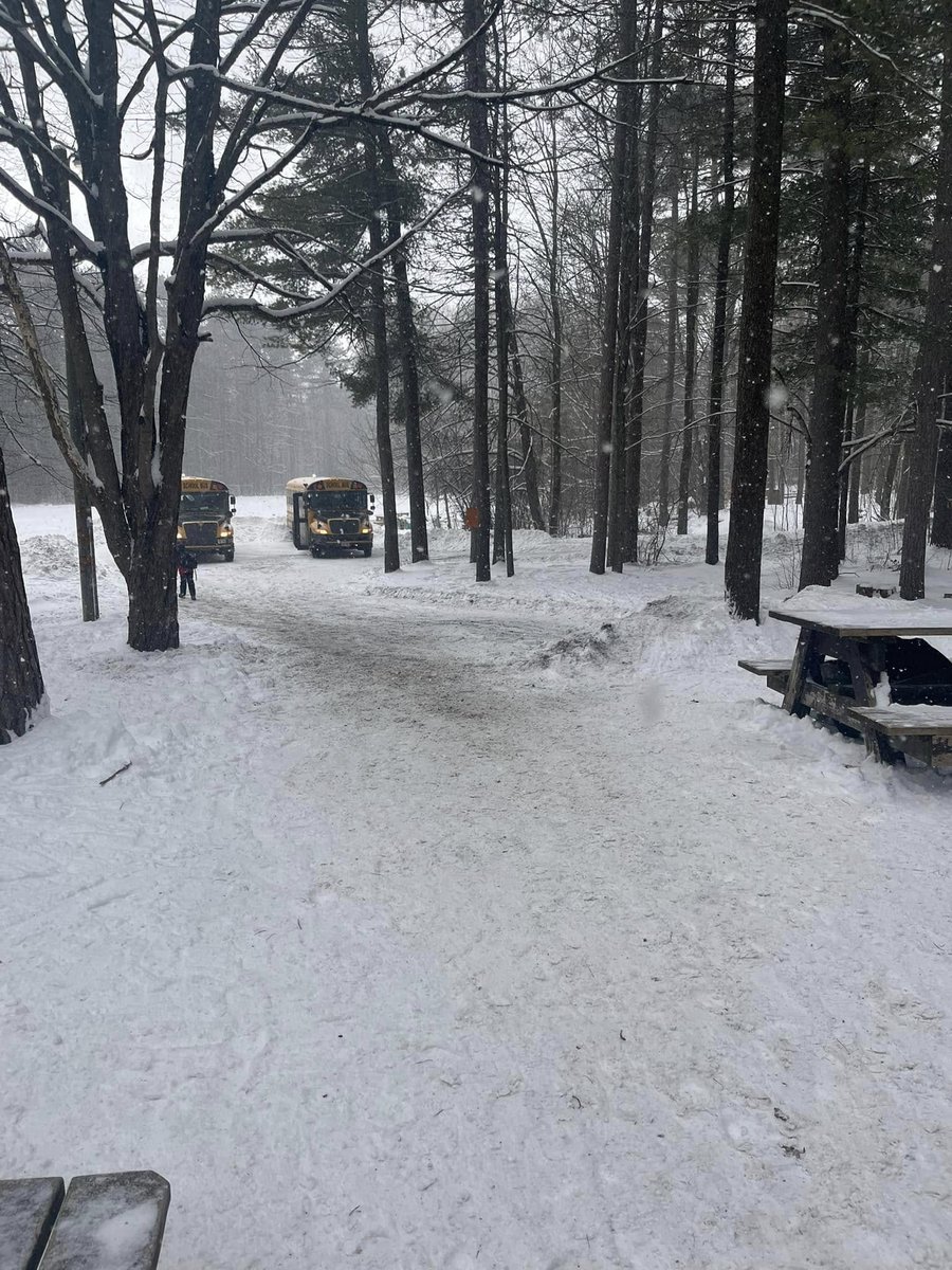 DDSB_IndigenousEd (@ddsb_indigenous) on Twitter photo Grade 6&7 students had a great time at Durham Forest yesterday! They learned about climate change and got to use snowshoes! <a href="/DDSB_OutdoorEd/">Nonquon Outdoor Environmental Education</a> <a href="/SenecaTrailPS/">SenecaTrail P.S</a> #outdoorlearning Grade 6&7 students had a great time at Durham Forest yesterday! They learned about climate change and got to use snowshoes! <a href="/DDSB_OutdoorEd/">Nonquon Outdoor Environmental Education</a> <a href="/SenecaTrailPS/">SenecaTrail P.S</a> #outdoorlearning