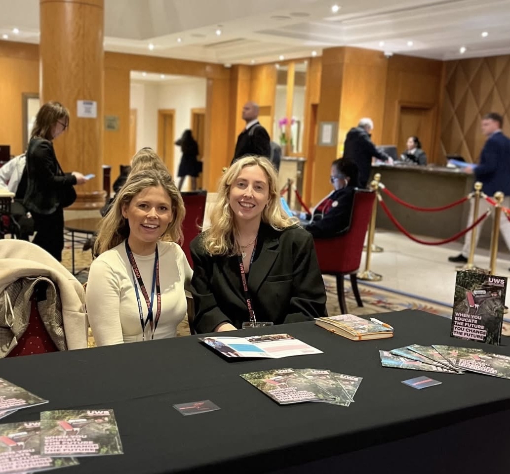 SearchAssociates tweet media