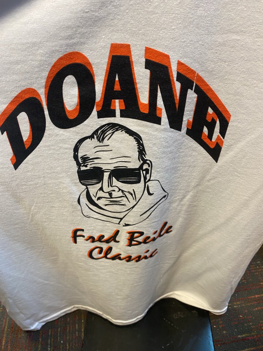 DoaneTrack's tweet photo. Doane track and field alumni.  Sat. Feb 1, field 11 am-run 1 DTF ranked 3rd in the nation on the men’s side and 5th on the women’s. All alumni come support the team and see what you and all the alumni before have built and how that rich tradition still lives in our current team https://t.co/V9or8R3AWS