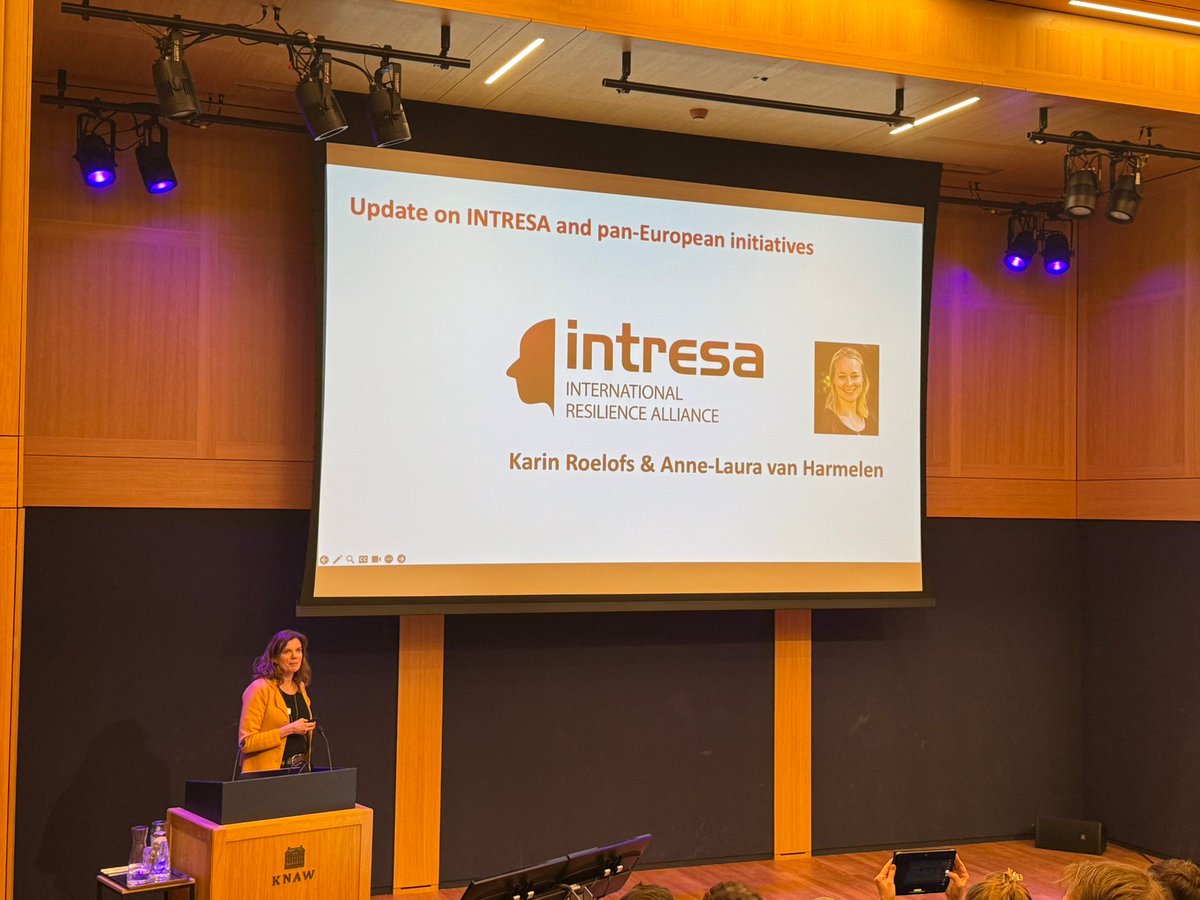 Karin Roelofs <a href="/EPAN_lab/">Karin Roelofs</a> giving an update on the International Resilience Alliance, highlighting the importance of different consortia to come together.