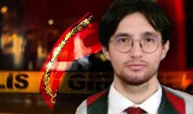 Hakimlik ve Savcılık Sınavında 115. olmasına rağmen mülakatta elendiği için intihar etmişti Avukat Mert Akdoğan.

Çünkü o Özlem Zengin'in yeğeni değildi!