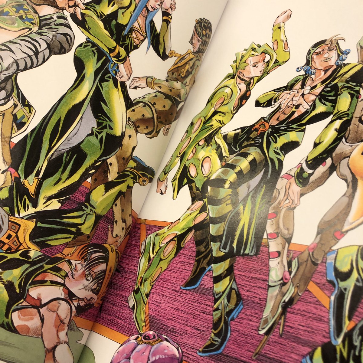 continuaracomic's tweet photo. Reponemos el artbook JOJO A-GO! GO!#Repleto de fantásticas ilustraciones del gran Hirohiko Araki! 🕺🎉
#manga #anime #jojo #jojosbizarreadventure #tiendamanga #barcelona #importacion #continuaracomics https://t.co/jjgdFj4e0T