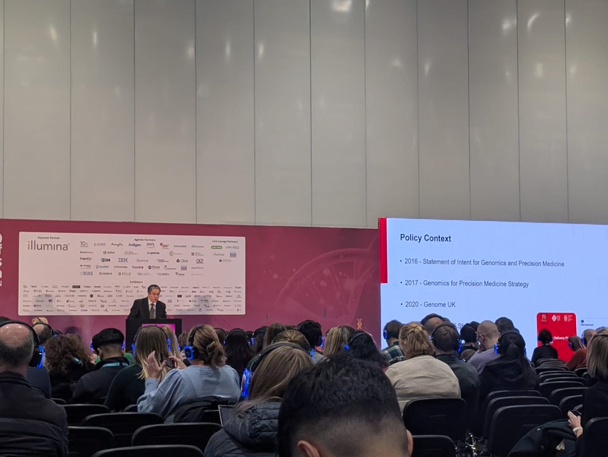 NOW ON STAGE: 

Leon Wong, Deputy Director of Health Science for <a href="/WelshGovernment/">Welsh Government</a>, is taking part in a Panel, ‘UK Genomics- From Strength to Strength’, alongside other experts from across the UK.

#UKGenomics  #NHSWales #Genomics #FestivalofGenomics #GenomicsWales

<a href="/FoGenomics/">The Festival of Genomics & Biodata</a>