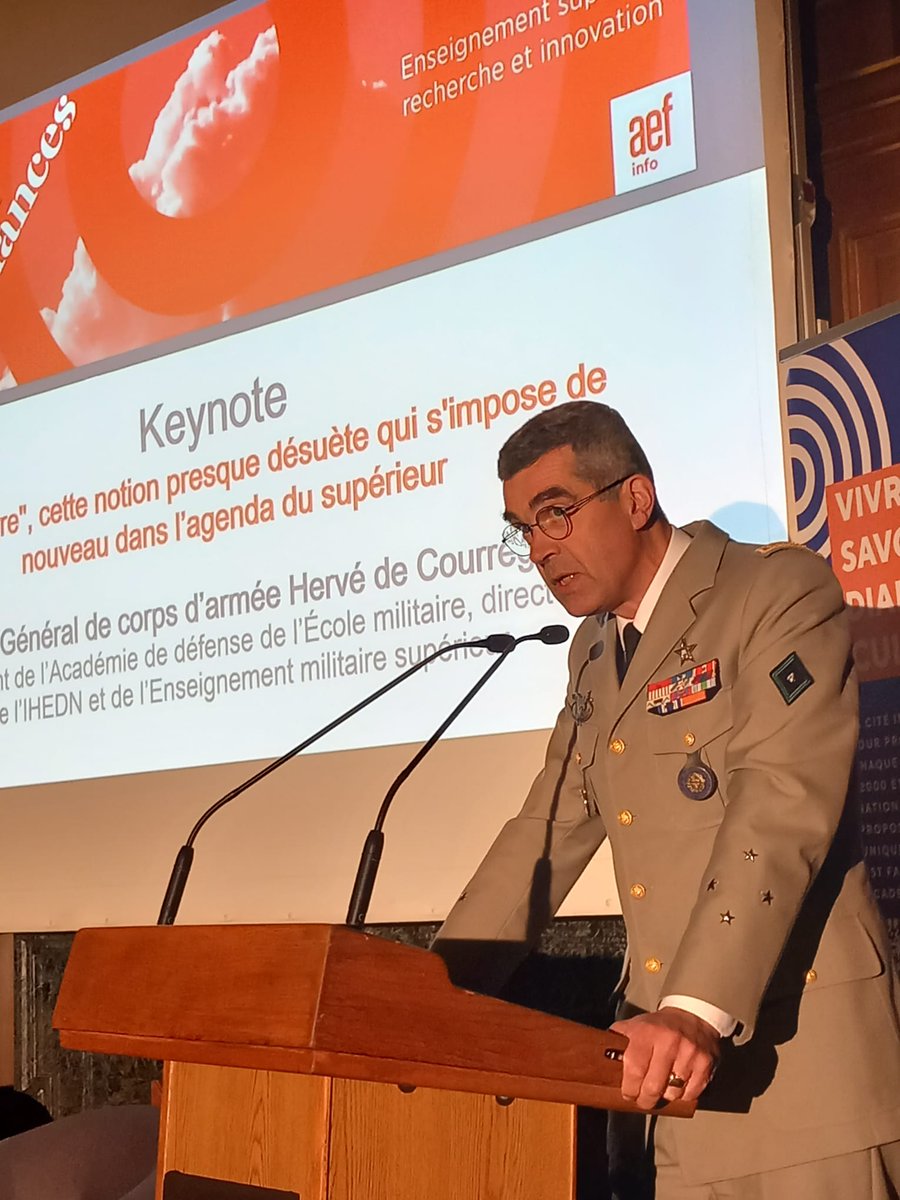 Mardi soir, à la Cité internationale universitaire de Paris, j’ai eu l’honneur d’ouvrir l’événement de lancement du Cahier de tendances Enseignement supérieur, recherche et innovation 2025 de l’agence #AEFinfo. Un moment clé pour échanger sur les grands enjeux de notre temps et